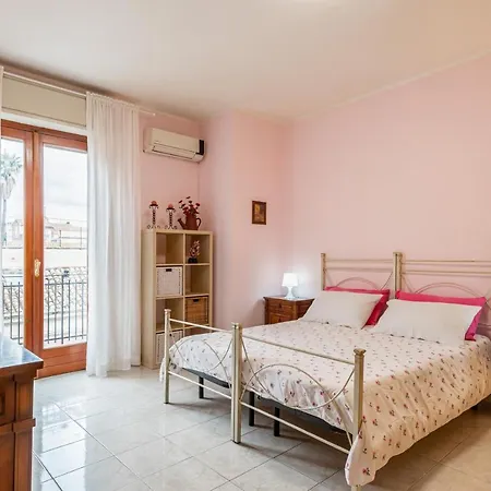 Apartment Central And Comfy Catania